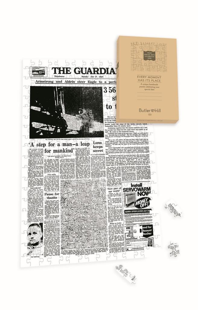 Personalised "The Guardian " Front Page 400 Piece Jigsaw Puzzle - Moon landing
